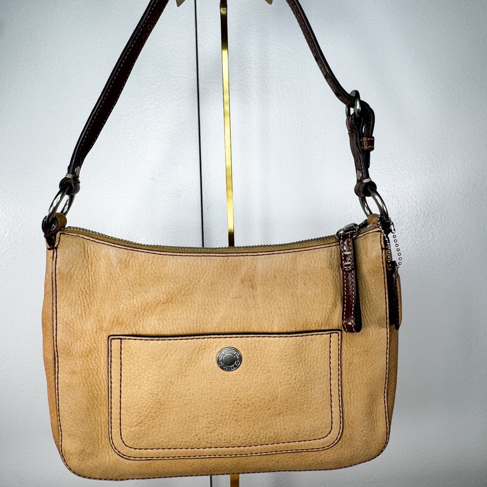 Coach Pebbled Leather Shoulder Bag Tan Brown Trim Hobo Style Style #10898